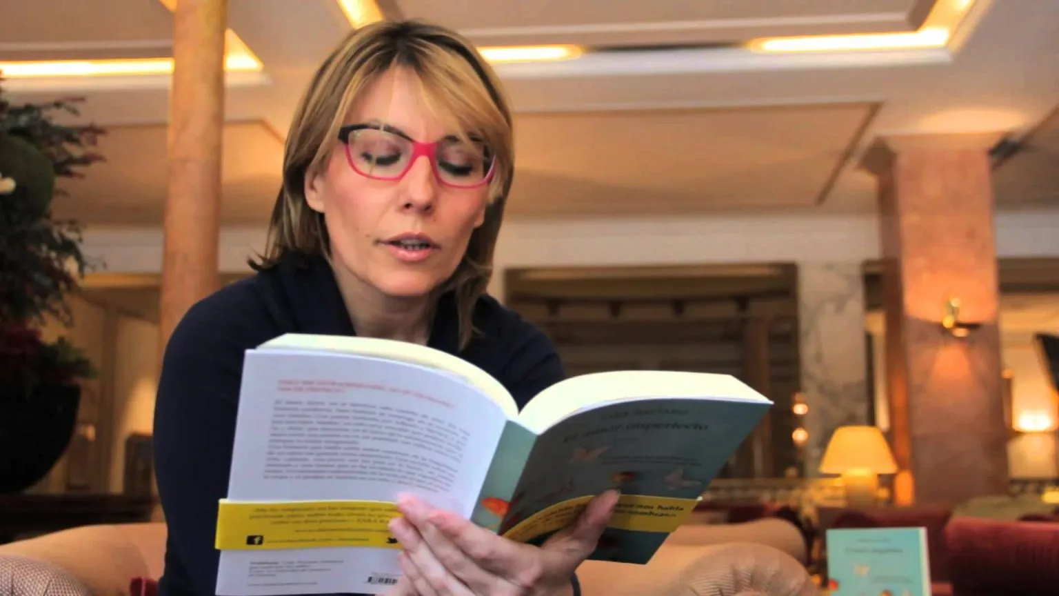 Sara Rattaro è una delle più popolari e amate scrittrici italiane