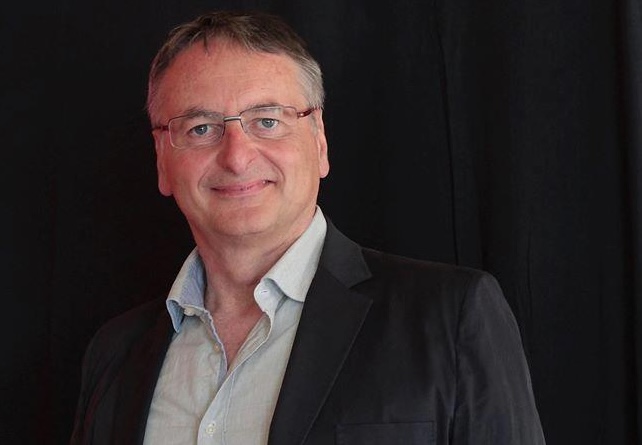 Roberto Centazzo, autore del romanzo ‘Taccuino d’appunti sulla teoria delle ombre’