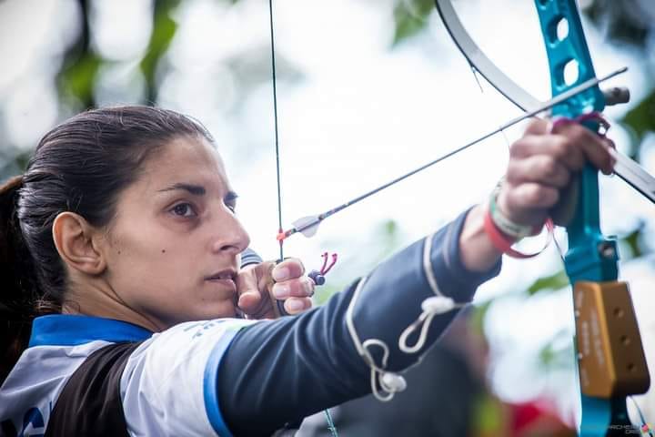 Cinzia Noziglia, campionessa di tiro con l'arco, ha centrato una stagione eccezionale