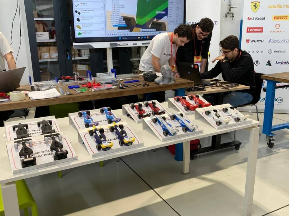 Gli studenti del liceo King alle prese con il loro progetto