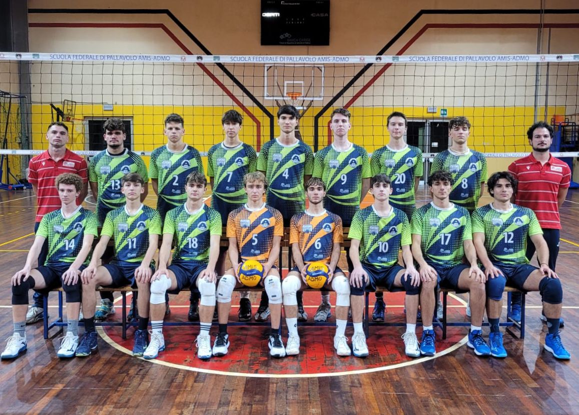 La Scuola Federale di Pallavolo Amis-Admo festeggia una promozione inizialmente inaspettata ma alla fine voluta a tutti i costi