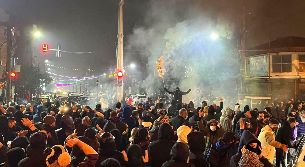 Le proteste che stanno infiammando l'Iran in questi giorni