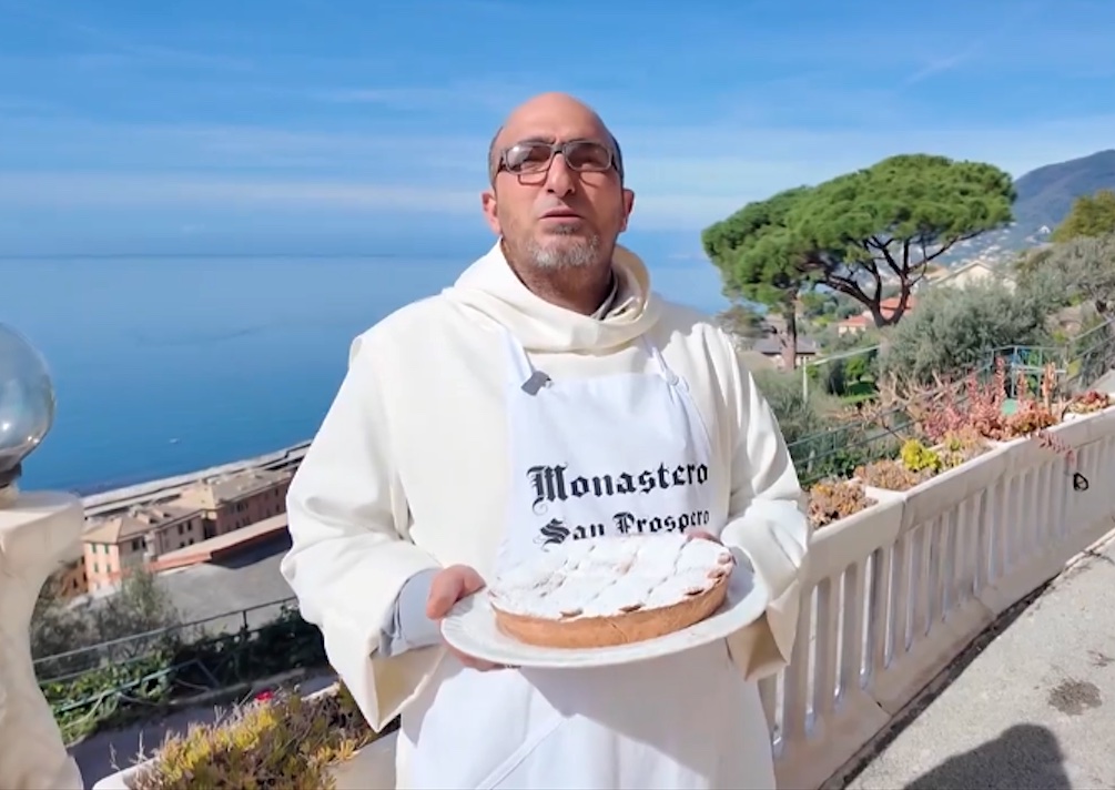 Dom Francesco Pepe prepara anche quest'anno le specialità napoletane per beneficienza
