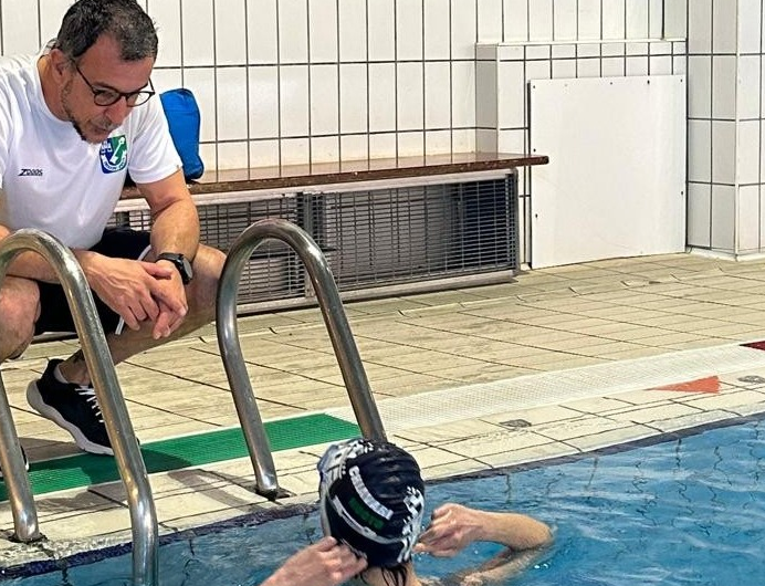 I corsi di nuoto paralimpico organizzati dalla Chiavari Nuoto