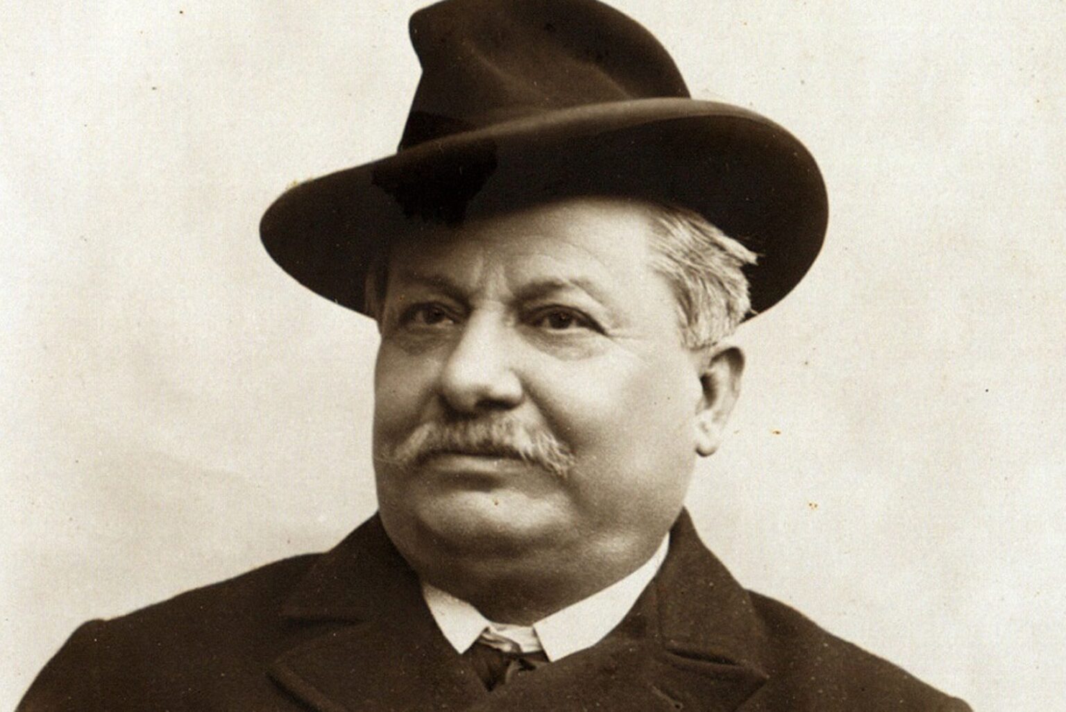 Al poeta Giovanni Pascoli è dedicata la prossima iniziativa dei Corsi di Cultura di Chiavari