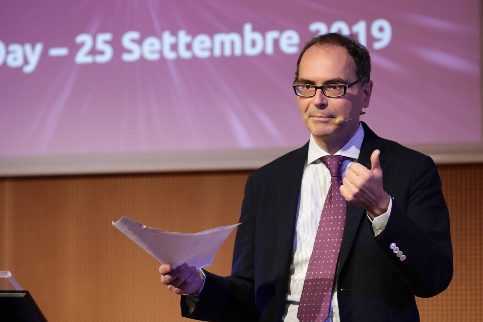 Venanzio Postiglione, vicedirettore del 'Corriere della Sera' e direttore di '7', sarà ospite della Società Economica