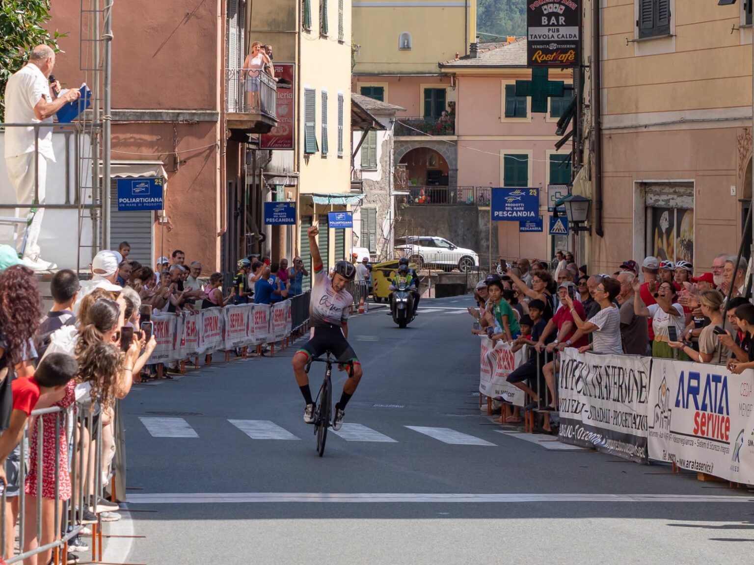 Il toscano Davide Giraldi vincitore del Memorial Brignole che si è svolto a Borzonasca