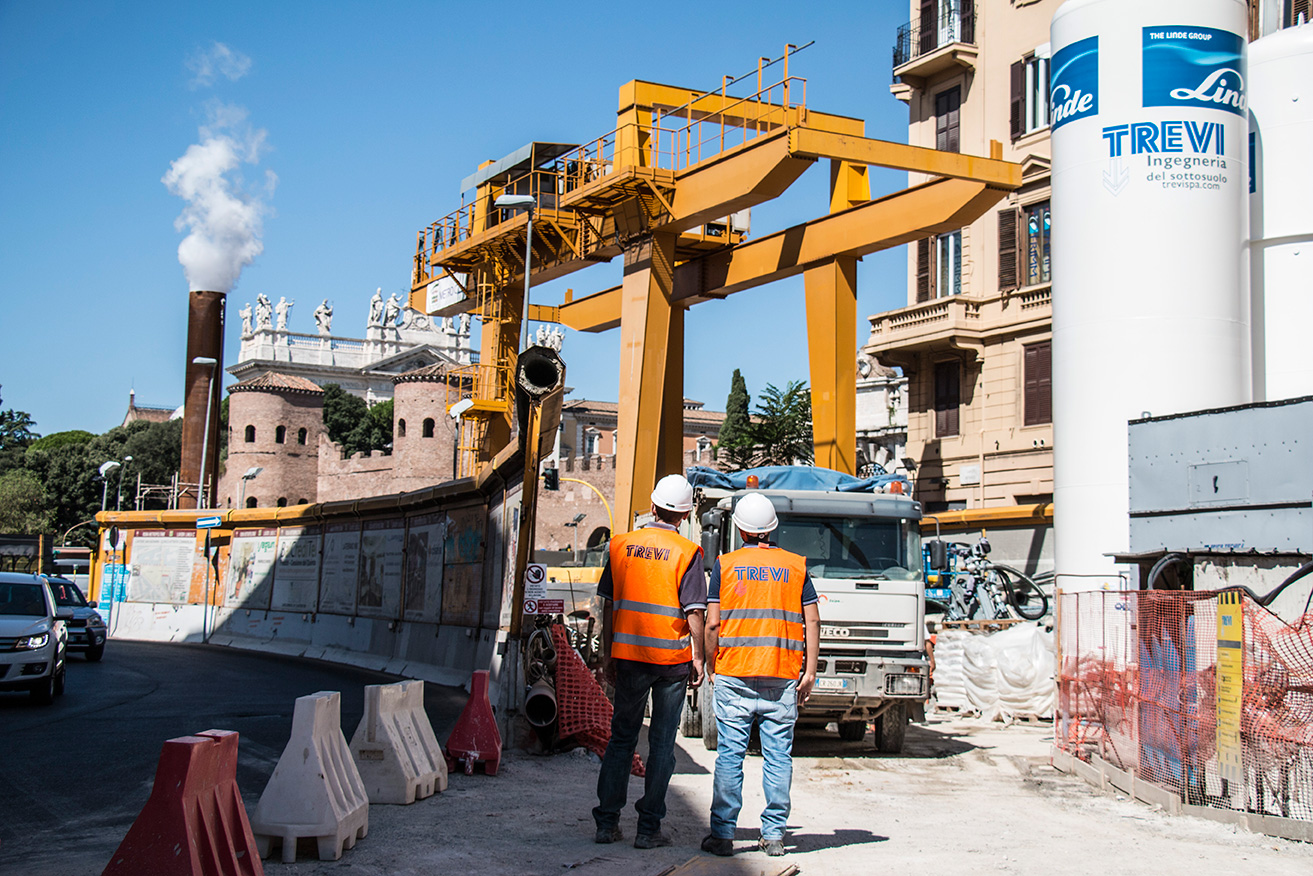 I cantieri all'aperto sono stati a lungo fermati dal caldo estremo di questa estate