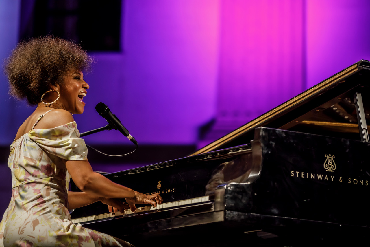 Jany McPherson si esibirà venerdì sera a Chiavari in piazza Nostra Signora dell'Orto