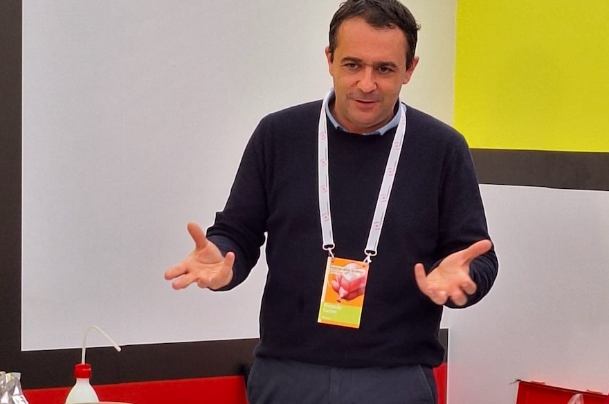 Riccardo Carlini torna a proporre i suoi appuntamenti di Chimica & Cucina